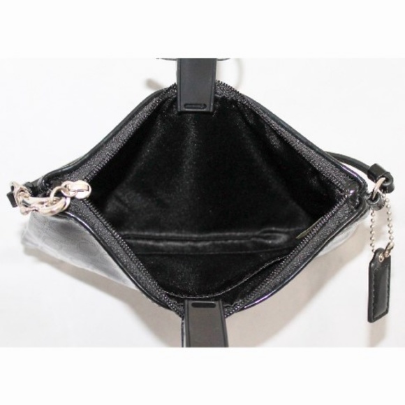 Coach Medium Patent Leather Black Wristlet - Picture 2 of 3